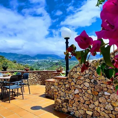 Casa Andrea Nerja Вилла Нерха